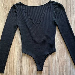 urban outfitters open back black long sleeve body suit